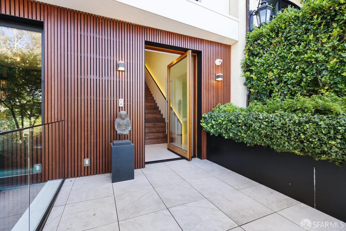 Detail Gallery Image 43 of 61 For 2833 Vallejo St, San Francisco,  CA 94123 - 5 Beds | 6/1 Baths
