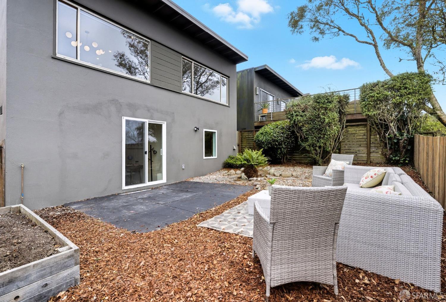 Detail Gallery Image 41 of 78 For 81 Skyview Way, San Francisco,  CA 94131 - 4 Beds | 2/1 Baths