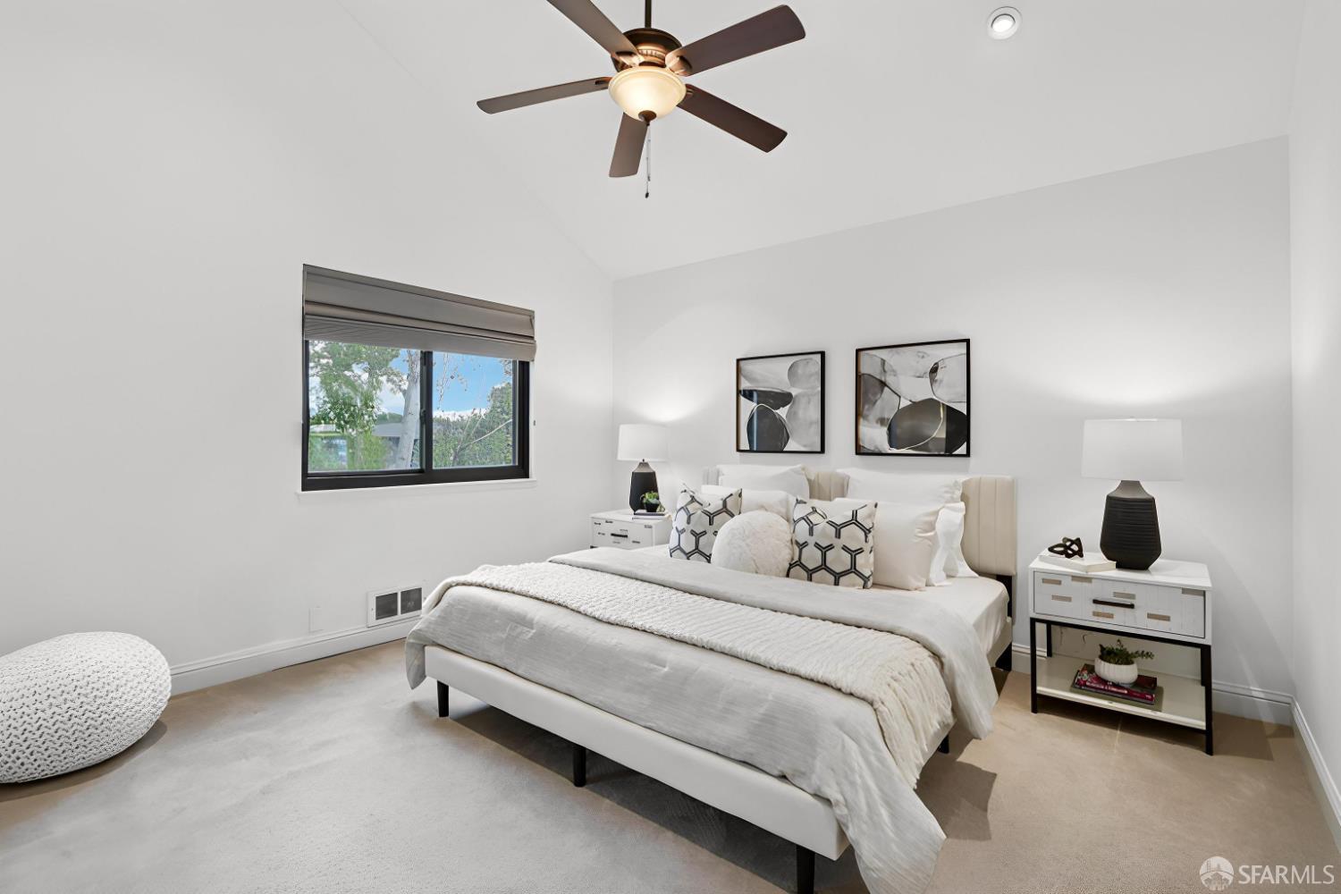 Detail Gallery Image 28 of 47 For 733 Fairfield Rd #8,  Burlingame,  CA 94010 - 2 Beds | 2/1 Baths