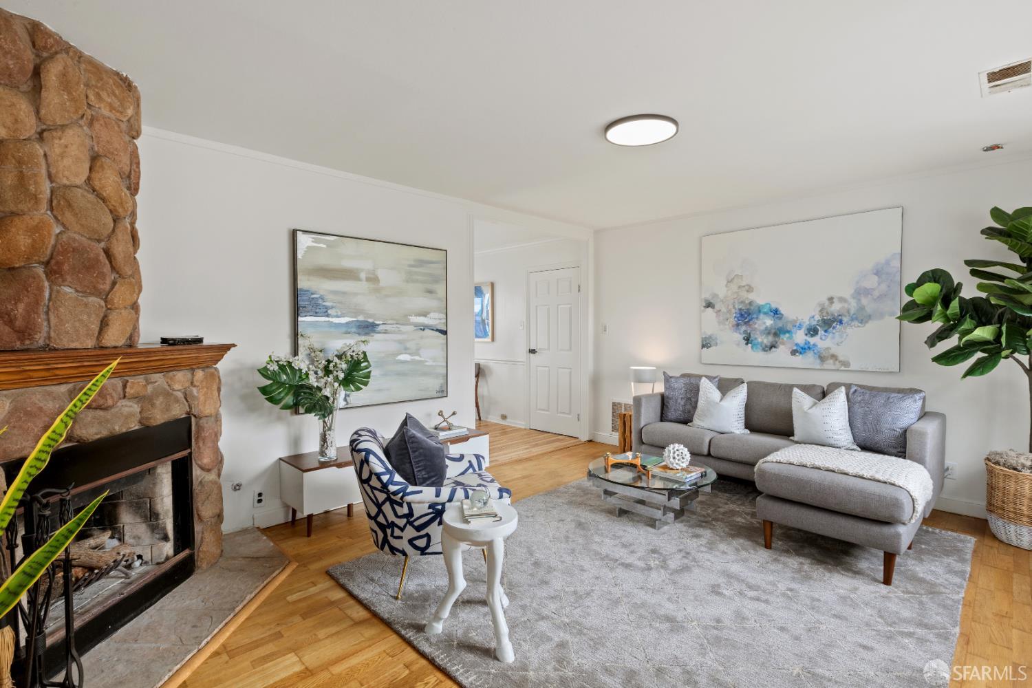 Detail Gallery Image 11 of 22 For 540 Dolphin Dr, Pacifica,  CA 94044 - 3 Beds | 1 Baths