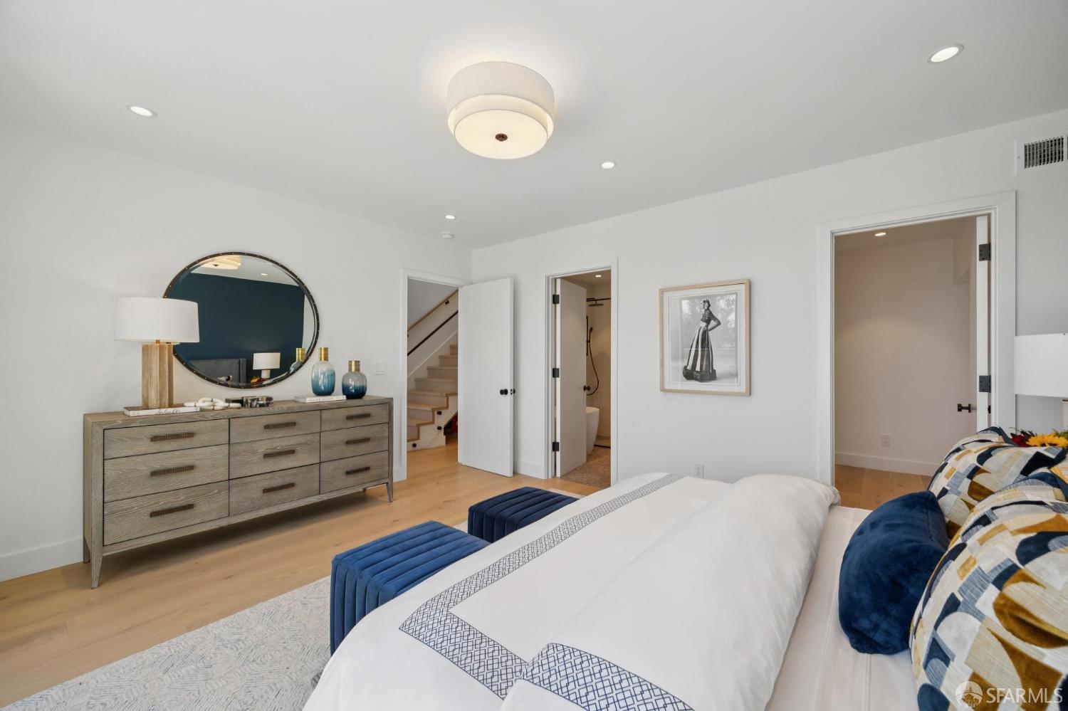 Detail Gallery Image 19 of 25 For 71 Bradford St, San Francisco,  CA 94110 - 4 Beds | 3 Baths