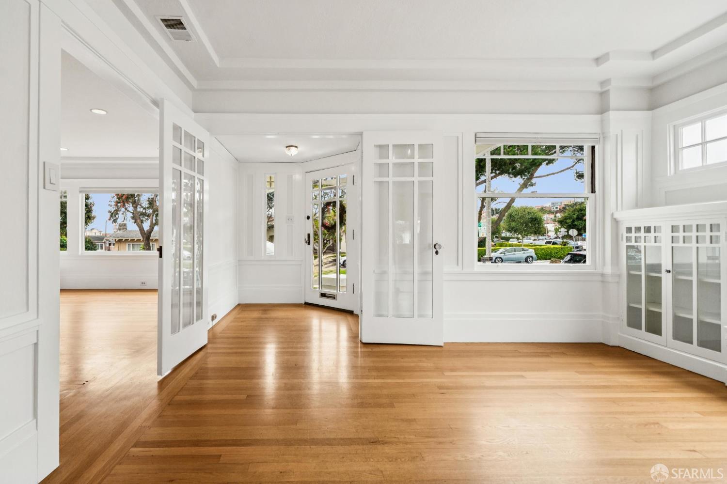 Detail Gallery Image 7 of 47 For 420 Miramar Ave, San Francisco,  CA 94112 - 3 Beds | 2 Baths