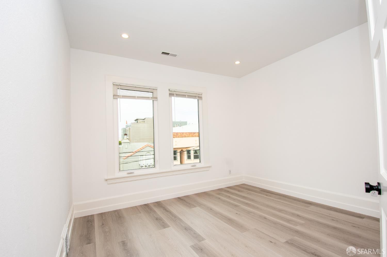 Detail Gallery Image 8 of 9 For 2823 Golden Gate Ave, San Francisco,  CA 94118 - 2 Beds | 1 Baths