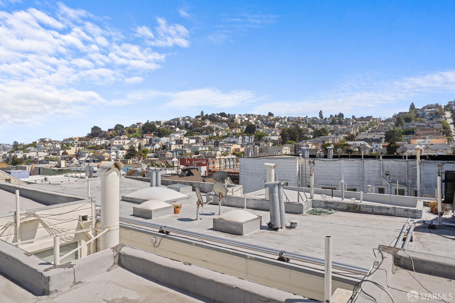Detail Gallery Image 30 of 37 For 59 Collingwood St, San Francisco,  CA 94114 - – Beds | – Baths