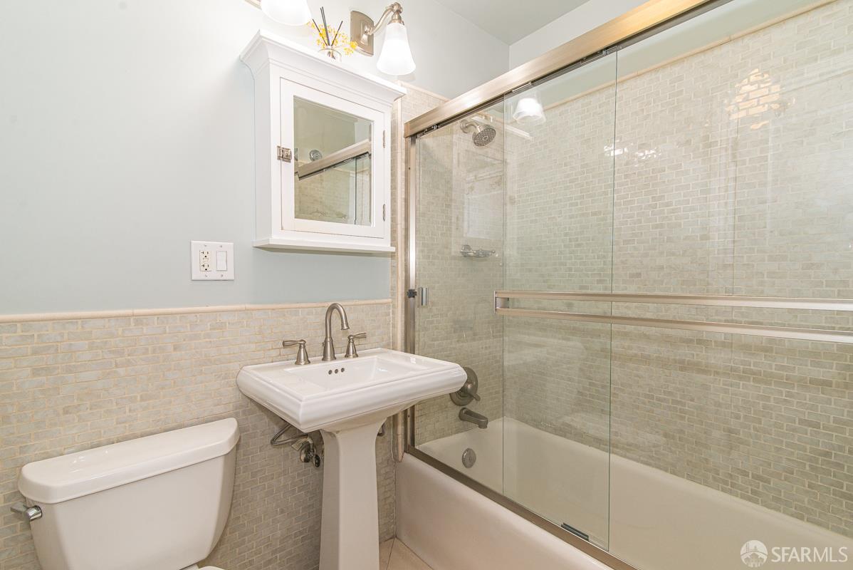 Photo #17: 425064461 Listing: Photo #17