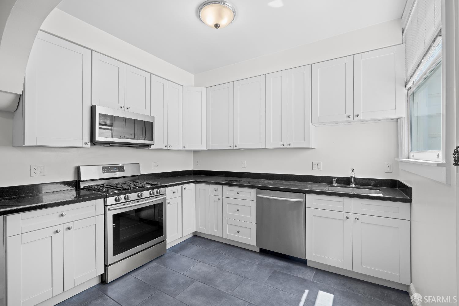 Detail Gallery Image 20 of 37 For 59 Collingwood St, San Francisco,  CA 94114 - – Beds | – Baths