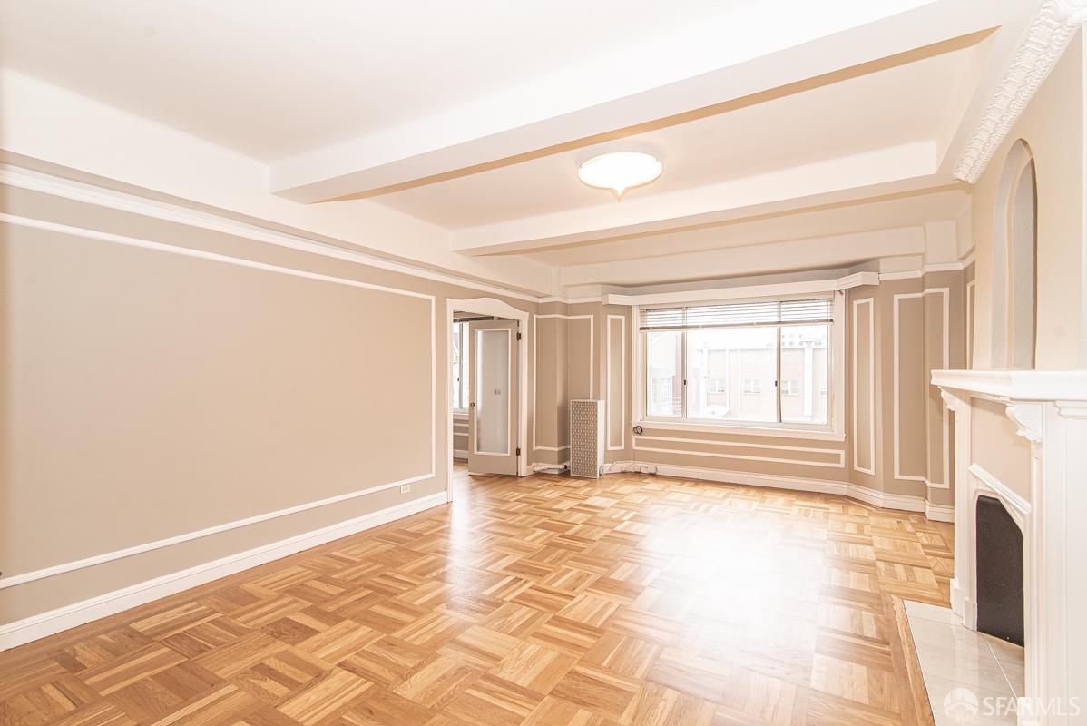 Photo #5: 425064461 Listing 