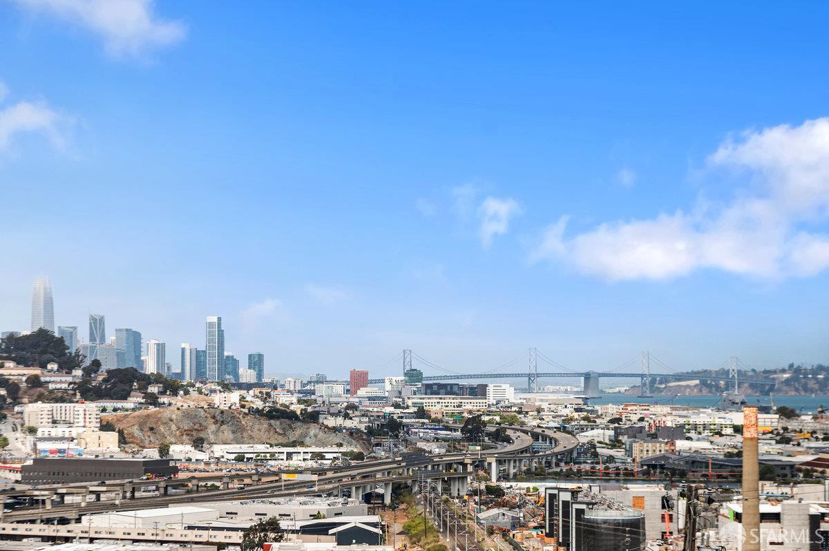 Detail Gallery Image 27 of 50 For 200 Bayview Cir, San Francisco,  CA 94124 - 3 Beds | 2/1 Baths