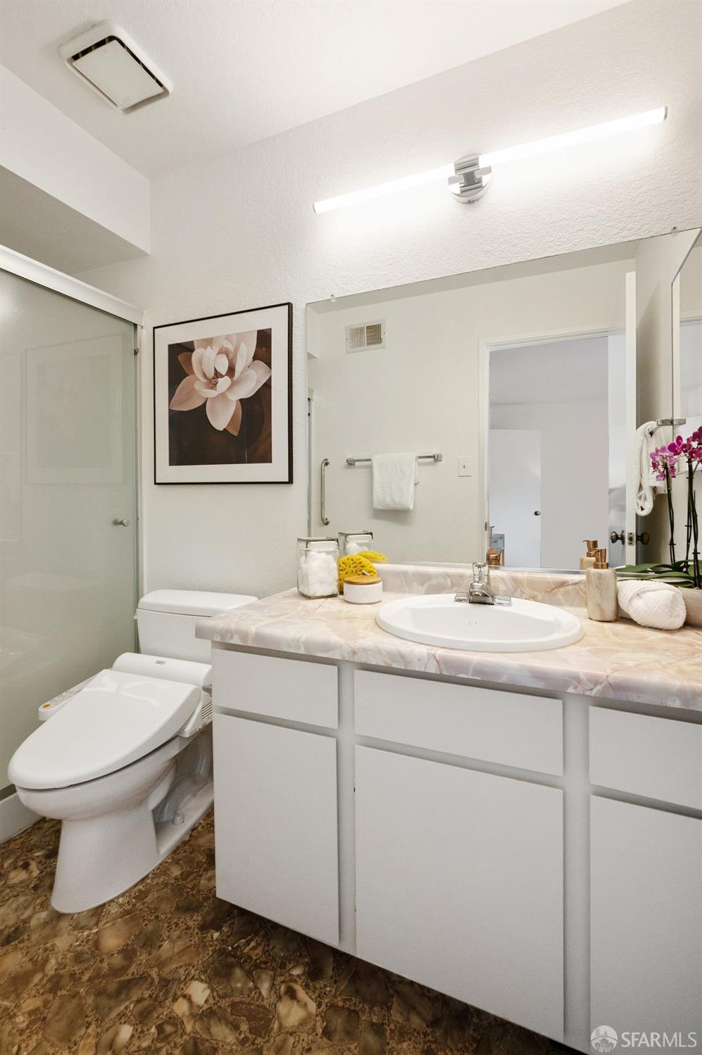 Detail Gallery Image 23 of 50 For 200 Bayview Cir, San Francisco,  CA 94124 - 3 Beds | 2/1 Baths