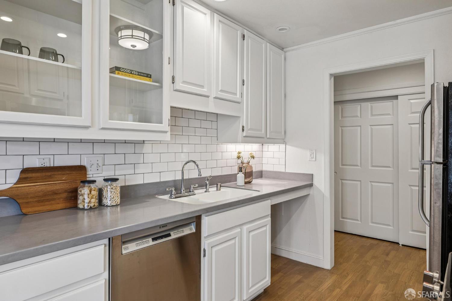 Detail Gallery Image 10 of 32 For 700 Fell St #5,  San Francisco,  CA 94117 - 2 Beds | 2 Baths