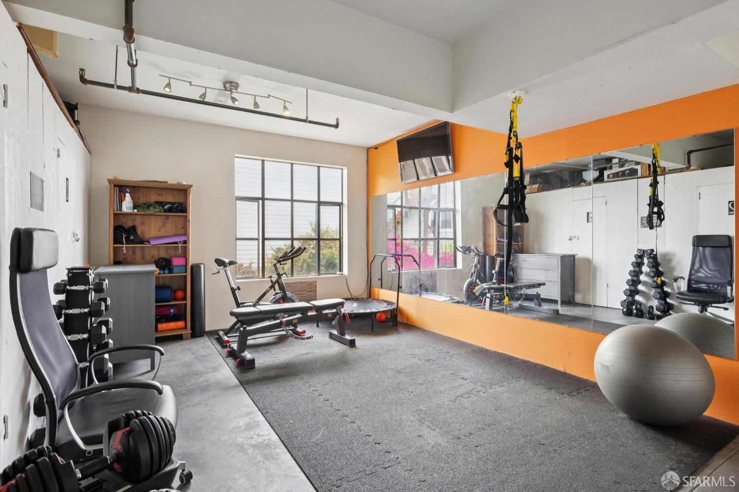 Detail Gallery Image 27 of 32 For 700 Fell St #5,  San Francisco,  CA 94117 - 2 Beds | 2 Baths