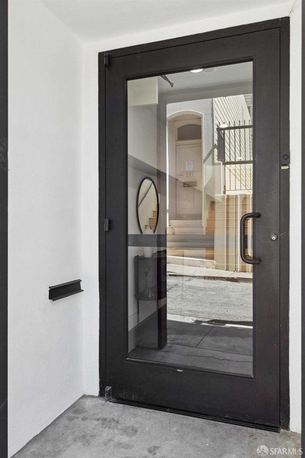 Detail Gallery Image 5 of 80 For 2232 Bush St, San Francisco,  CA 94115 - 3 Beds | 3/1 Baths