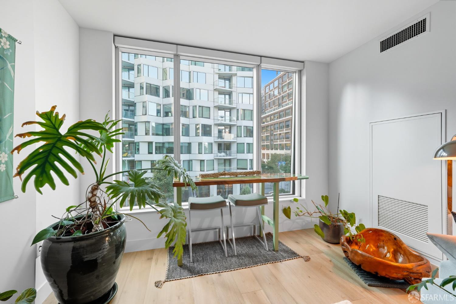 Detail Gallery Image 2 of 29 For 318 Spear St 4e,  San Francisco,  CA 94105 - 1 Beds | 1 Baths