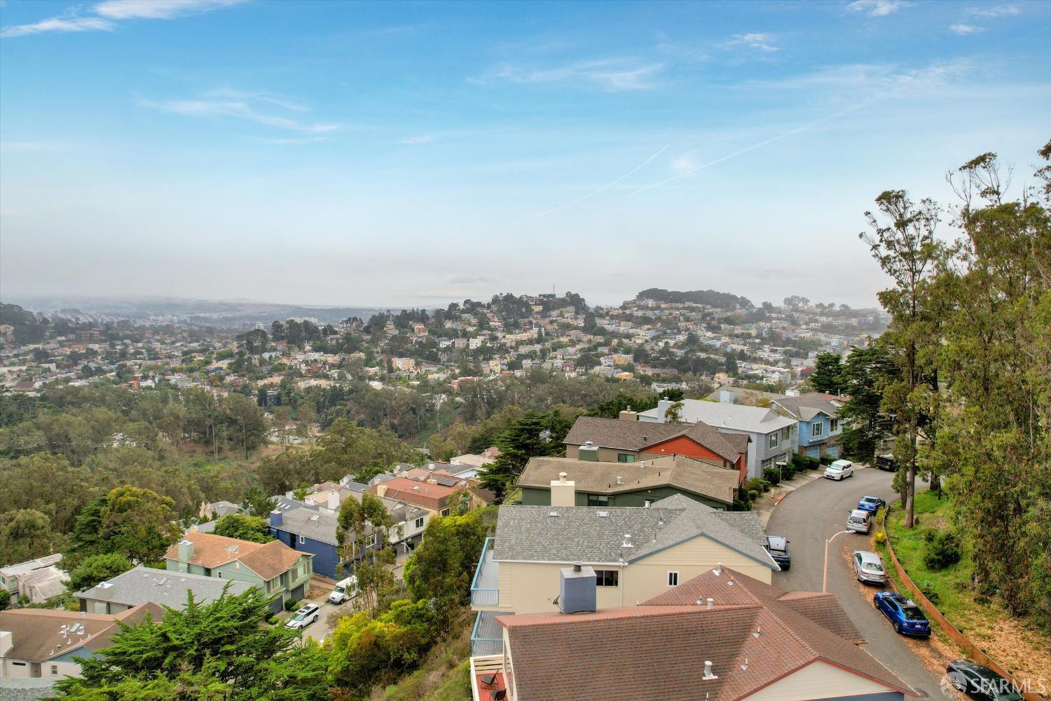 Detail Gallery Image 40 of 46 For 77 Crestmont Dr, San Francisco,  CA 94131 - 2 Beds | 2 Baths