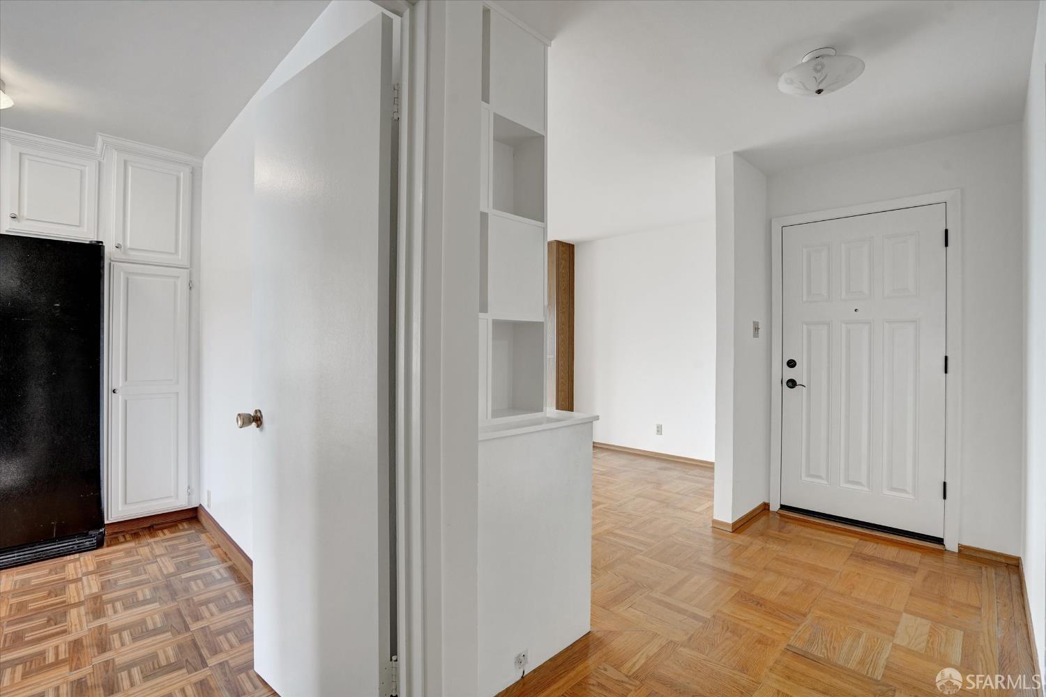 Detail Gallery Image 19 of 46 For 77 Crestmont Dr, San Francisco,  CA 94131 - 2 Beds | 2 Baths