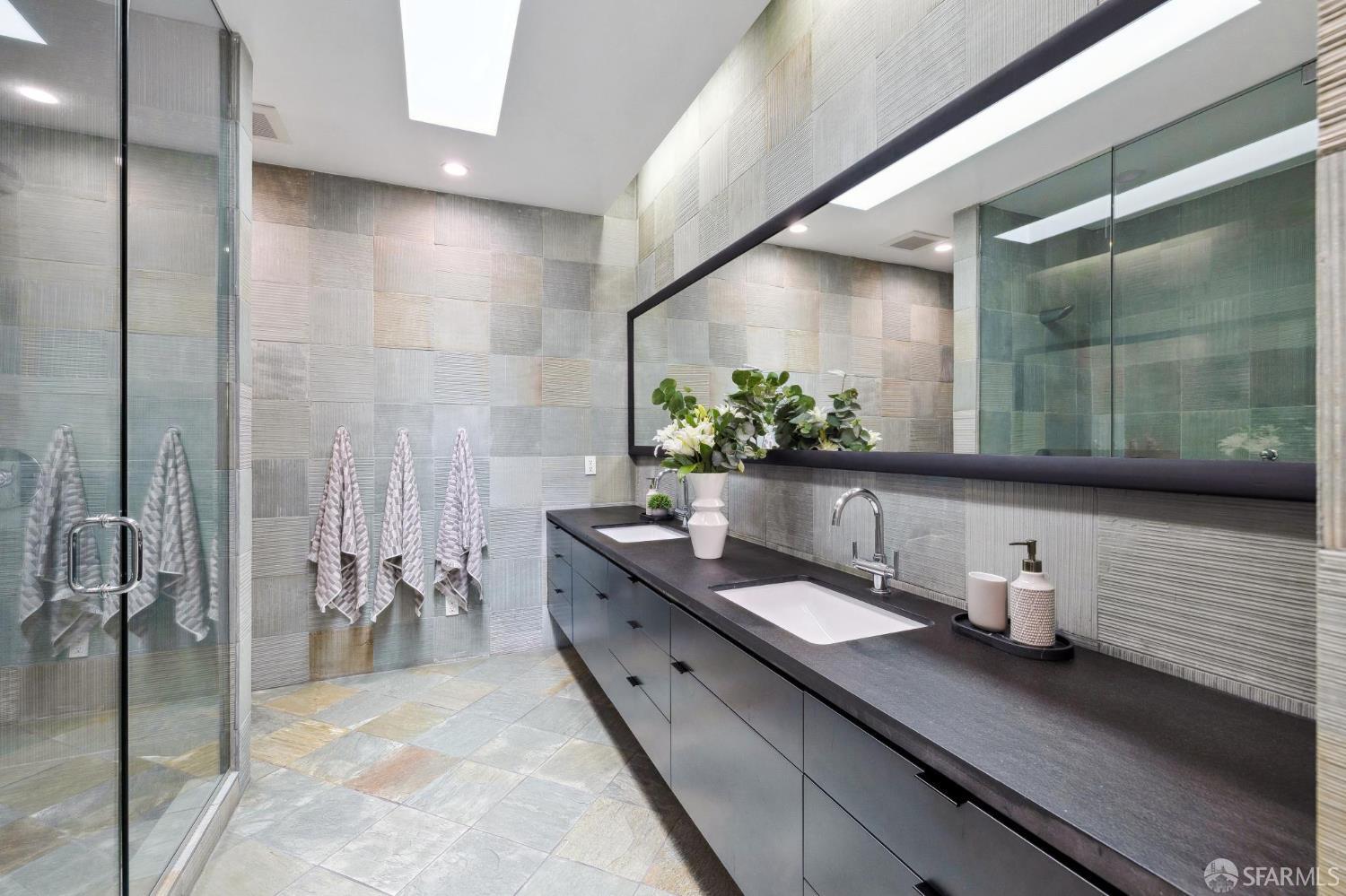 Detail Gallery Image 36 of 80 For 2232 Bush St, San Francisco,  CA 94115 - 3 Beds | 3/1 Baths