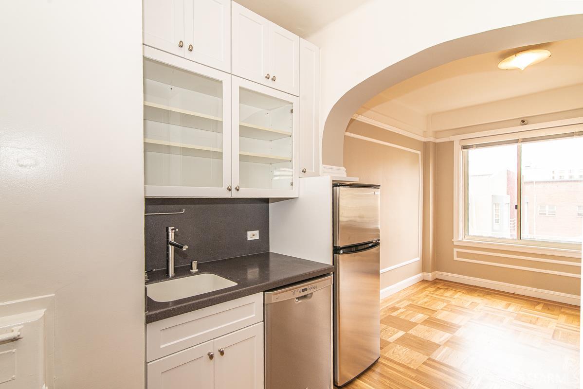 Photo #12: 425064461 Listing: Photo #12
