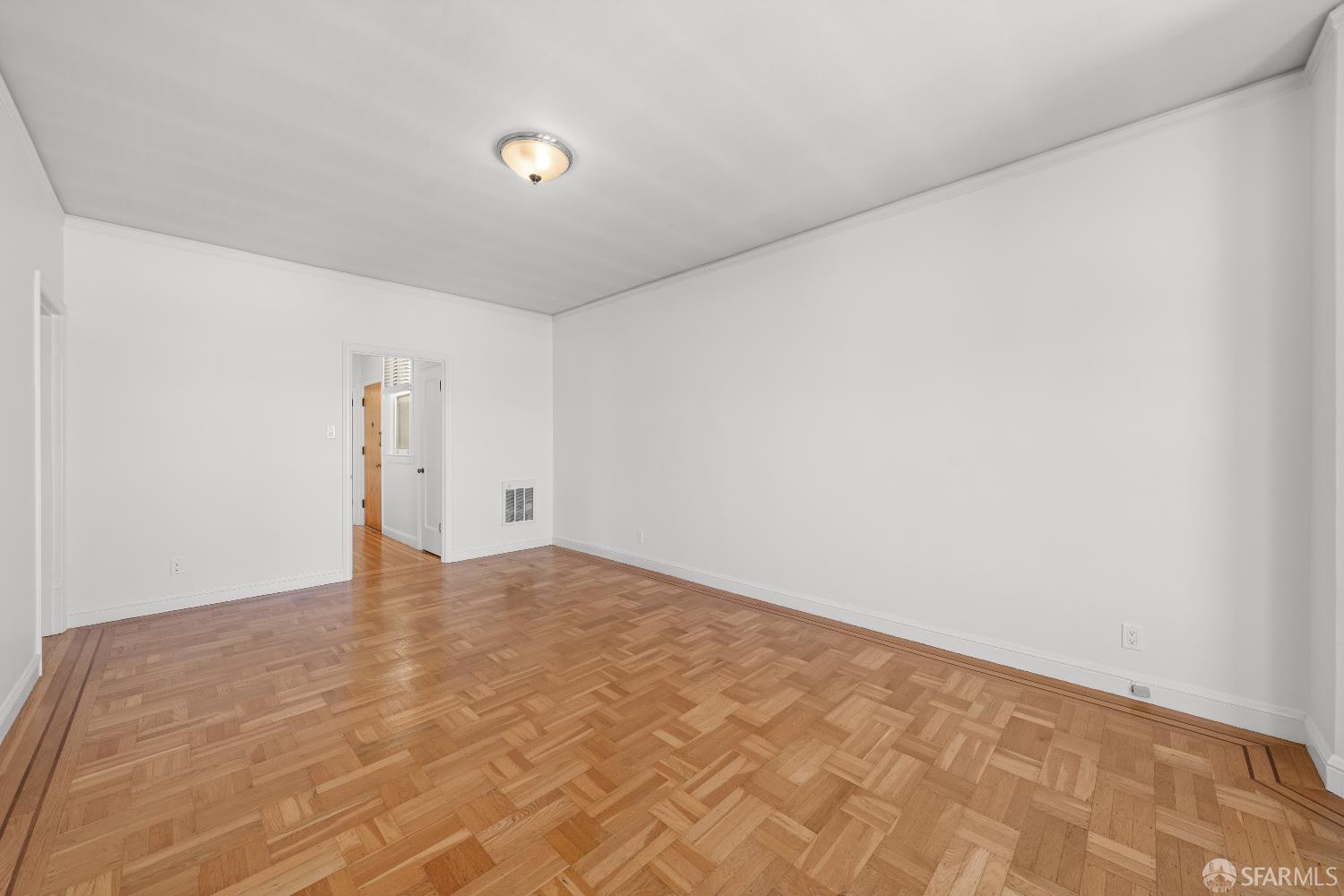 Detail Gallery Image 13 of 37 For 59 Collingwood St, San Francisco,  CA 94114 - – Beds | – Baths