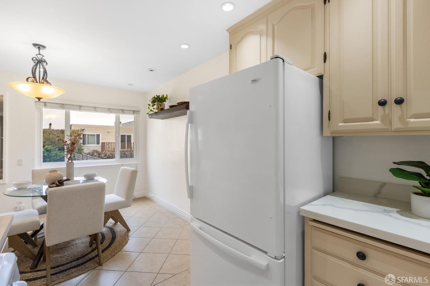 Detail Gallery Image 16 of 51 For 494 La Grande Ave, San Francisco,  CA 94112 - 3 Beds | 1 Baths
