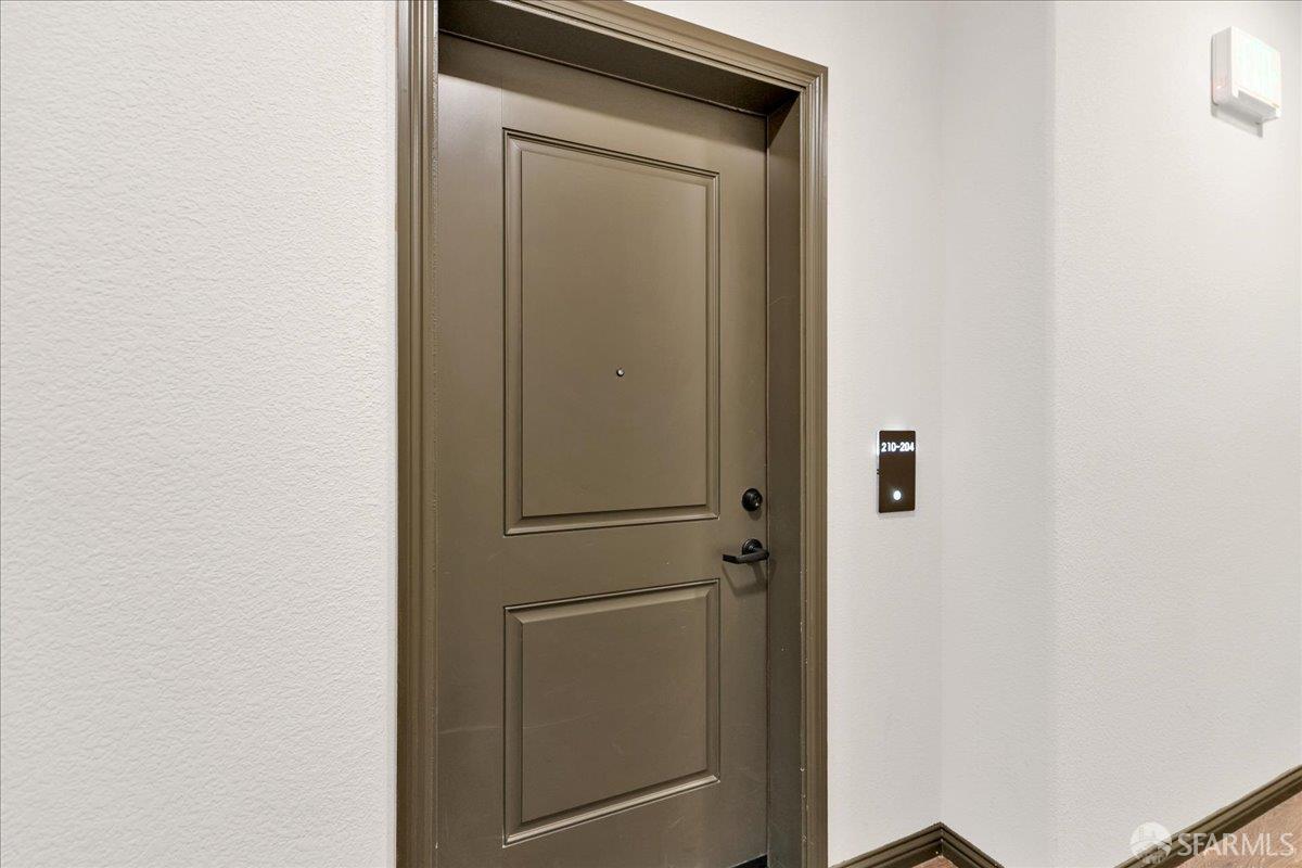 Detail Gallery Image 42 of 59 For 210 Waters Park Cir #204,  San Mateo,  CA 94403 - 3 Beds | 2 Baths