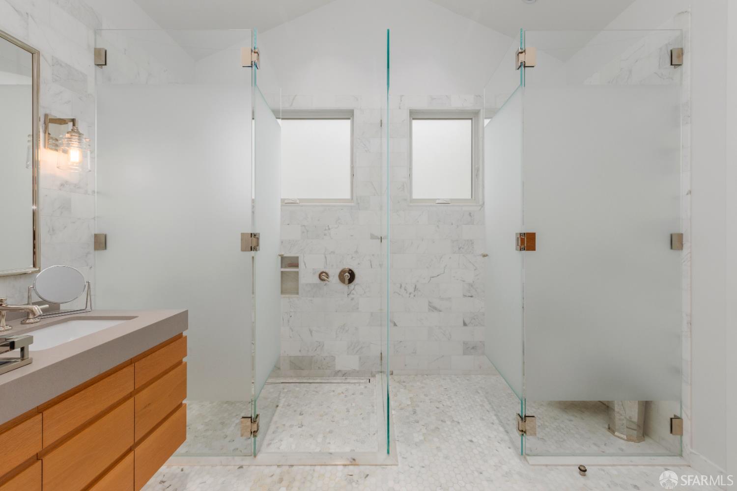 Detail Gallery Image 44 of 79 For 2215 California St, San Francisco,  CA 94115 - 5 Beds | 4/2 Baths