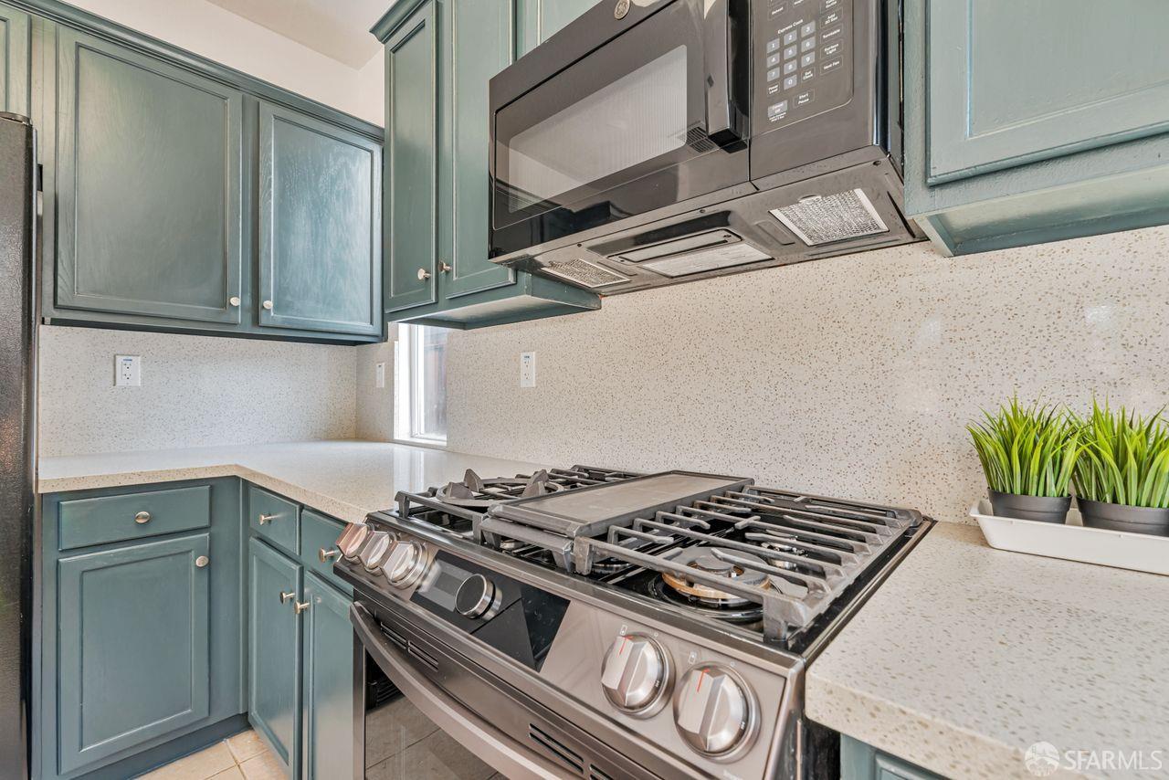 Detail Gallery Image 10 of 36 For 60 Lexington Ct, Brentwood,  CA 94513 - 4 Beds | 3 Baths