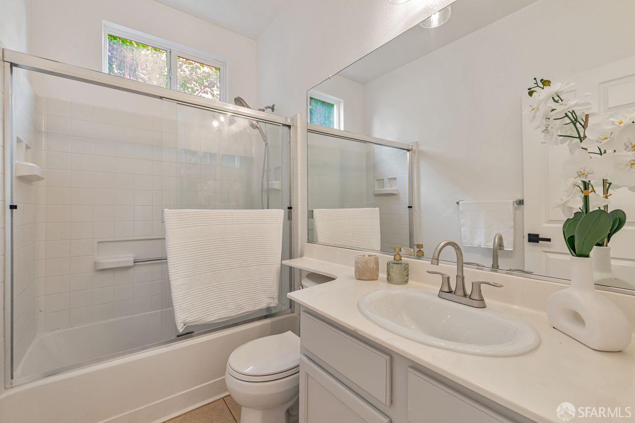 Detail Gallery Image 27 of 36 For 60 Lexington Ct, Brentwood,  CA 94513 - 4 Beds | 3 Baths