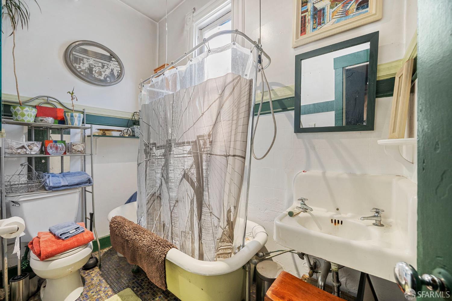 Detail Gallery Image 22 of 46 For 233 Central Ave, San Francisco,  CA 94117 - – Beds | – Baths