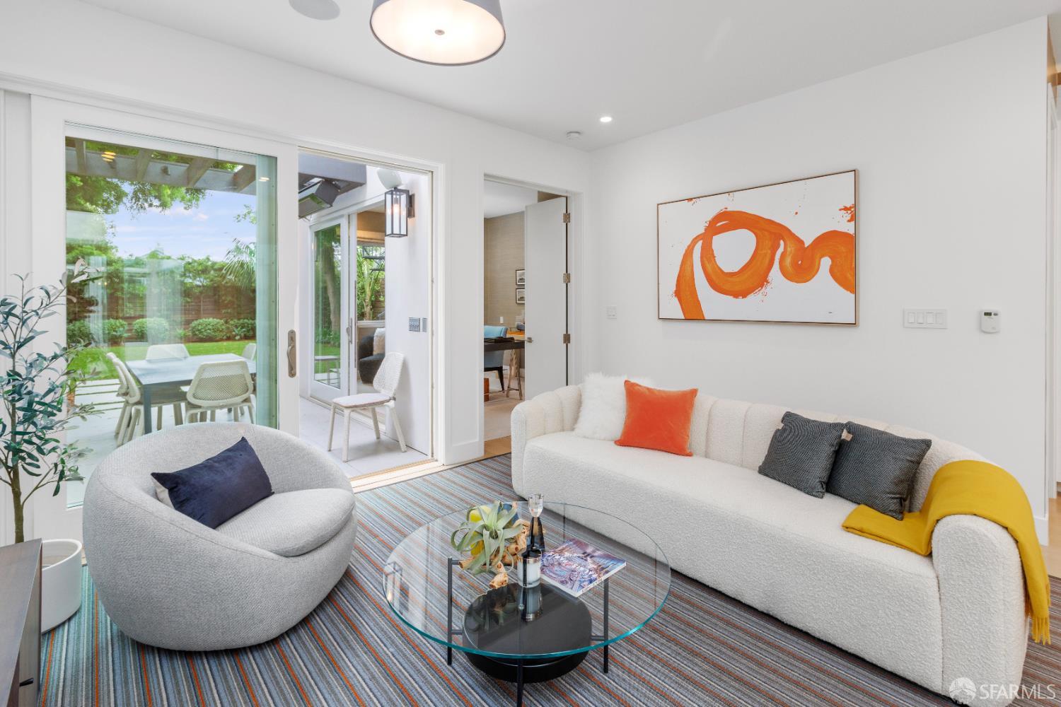 Detail Gallery Image 21 of 79 For 2215 California St, San Francisco,  CA 94115 - 5 Beds | 4/2 Baths