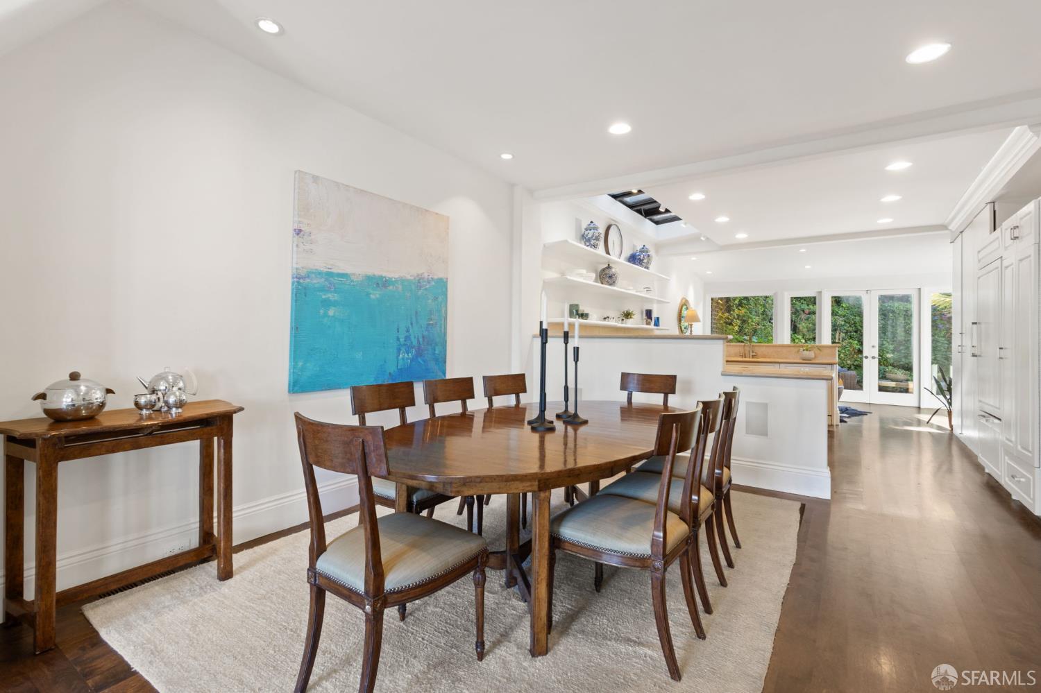 Detail Gallery Image 7 of 58 For 2341 Leavenworth St, San Francisco,  CA 94133 - 4 Beds | 4 Baths
