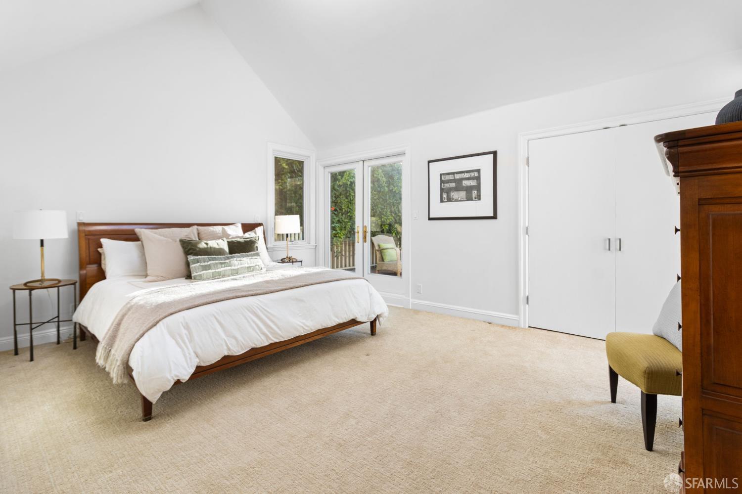 Detail Gallery Image 28 of 58 For 2341 Leavenworth St, San Francisco,  CA 94133 - 4 Beds | 4 Baths