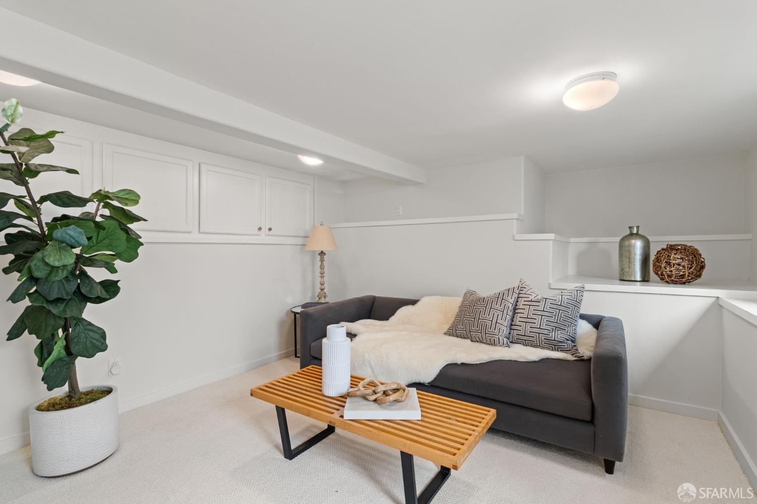Detail Gallery Image 44 of 58 For 2341 Leavenworth St, San Francisco,  CA 94133 - 4 Beds | 4 Baths