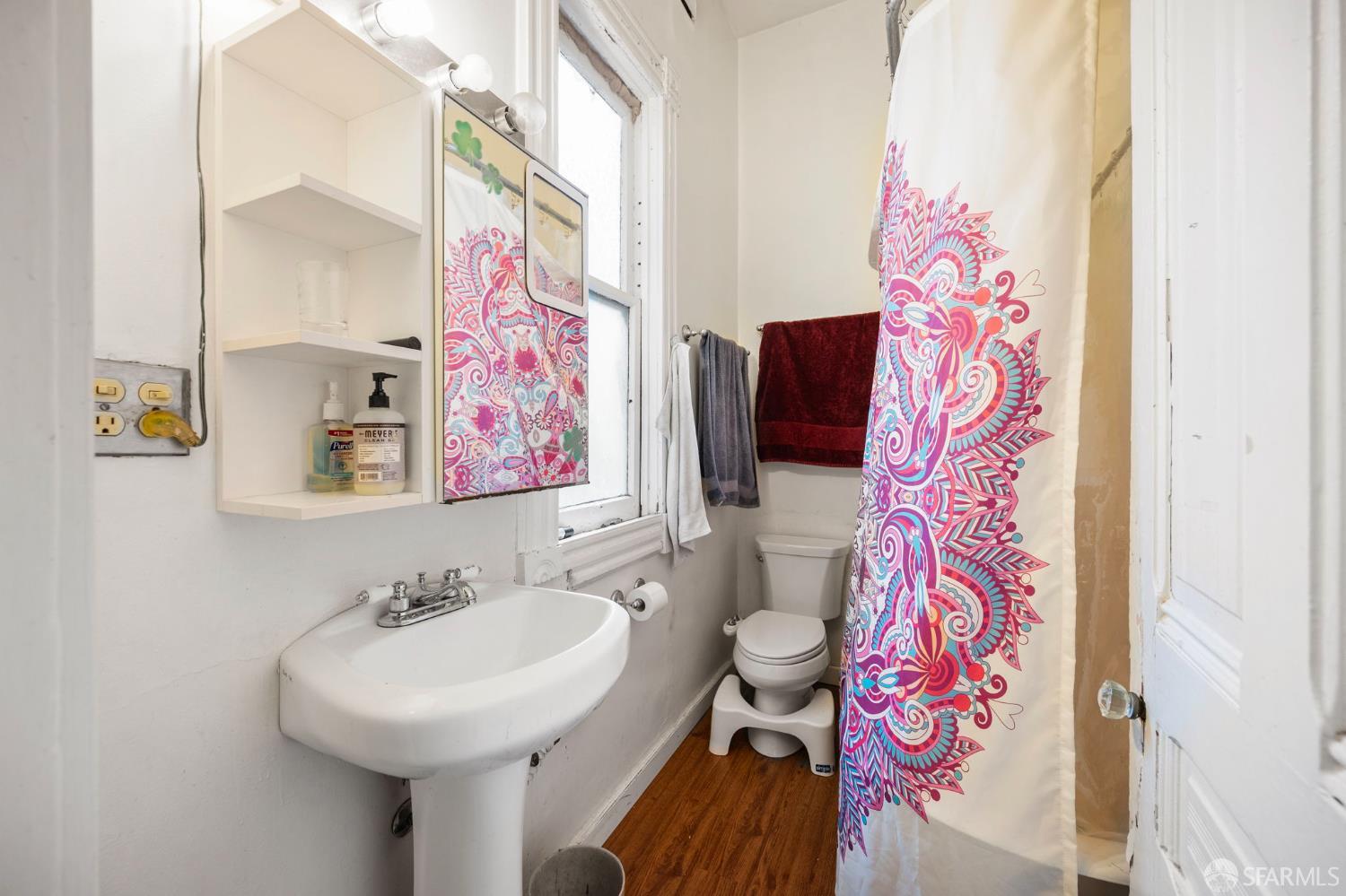 Detail Gallery Image 31 of 46 For 233 Central Ave, San Francisco,  CA 94117 - – Beds | – Baths