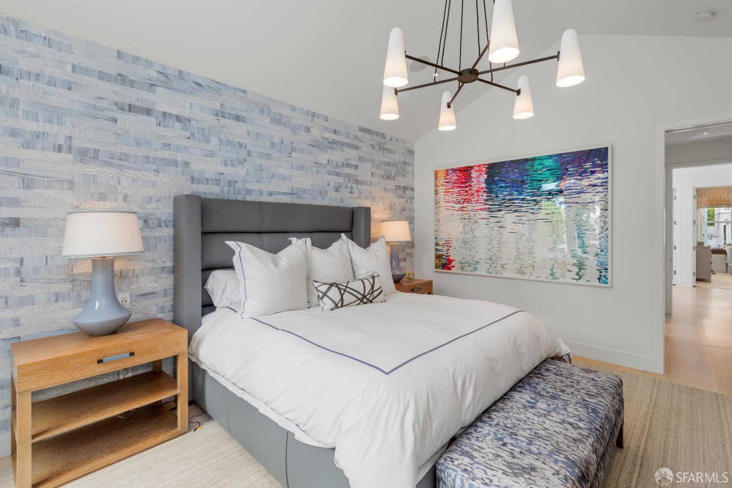 Detail Gallery Image 39 of 79 For 2215 California St, San Francisco,  CA 94115 - 5 Beds | 4/2 Baths