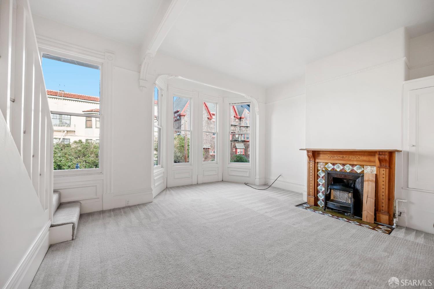 Detail Gallery Image 4 of 46 For 233 Central Ave, San Francisco,  CA 94117 - – Beds | – Baths