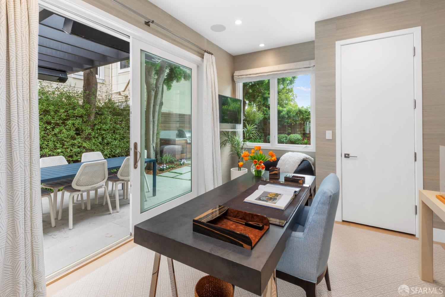 Detail Gallery Image 26 of 79 For 2215 California St, San Francisco,  CA 94115 - 5 Beds | 4/2 Baths