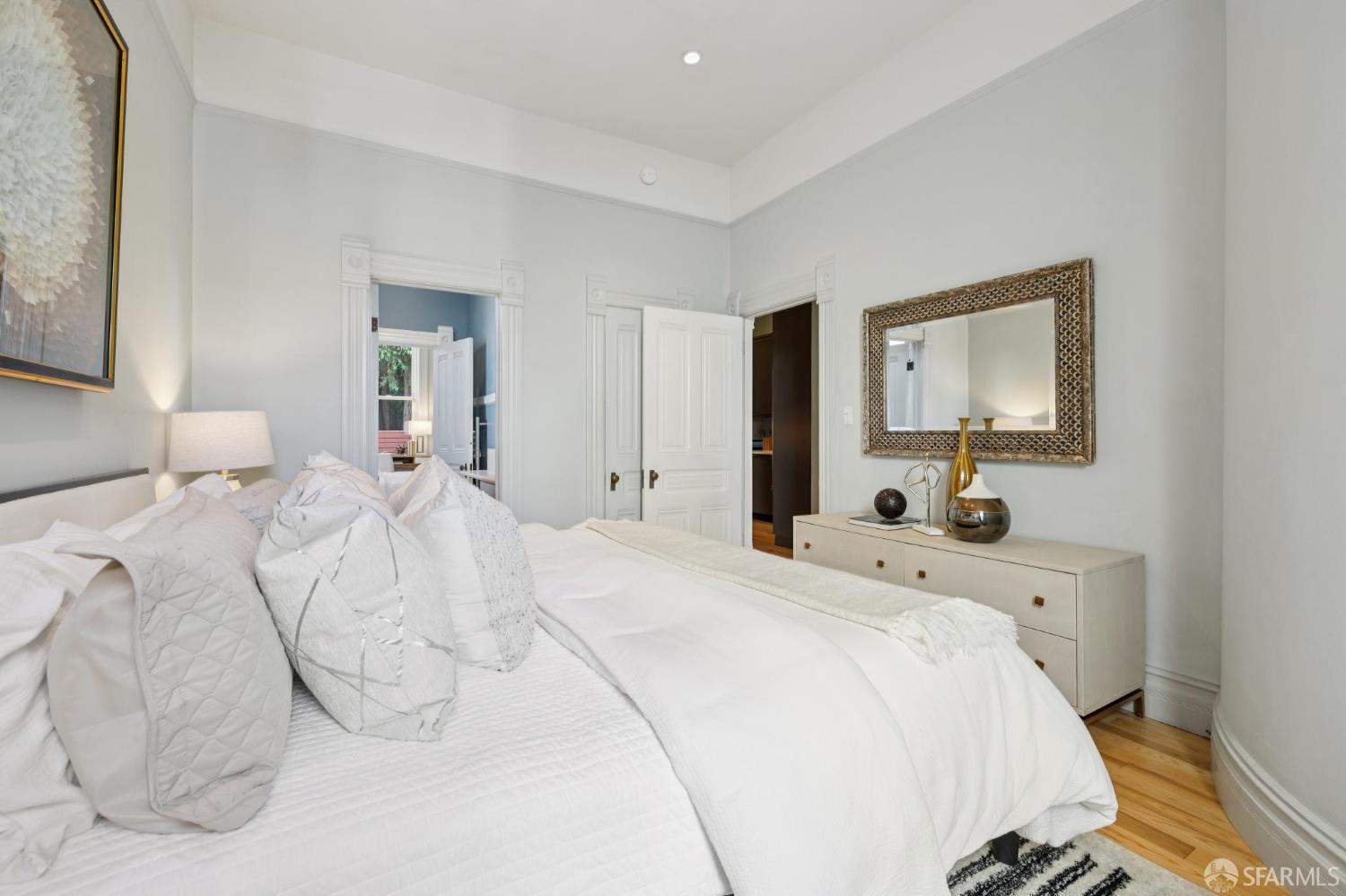 Detail Gallery Image 46 of 76 For 4421 19th St, San Francisco,  CA 94114 - 2 Beds | 2 Baths