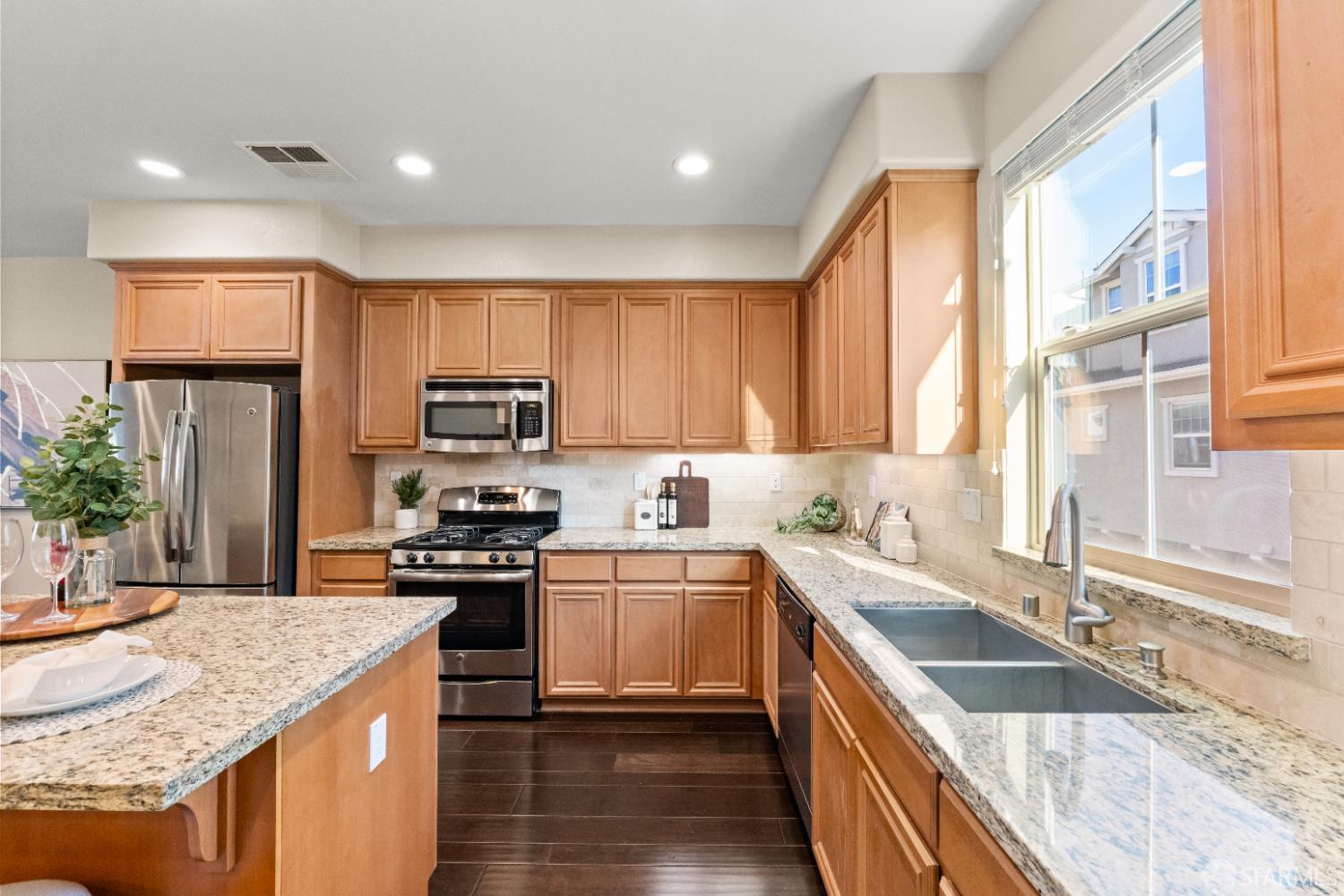 Detail Gallery Image 21 of 64 For 63 Braxton Ter, Campbell,  CA 95008 - 3 Beds | 3/1 Baths