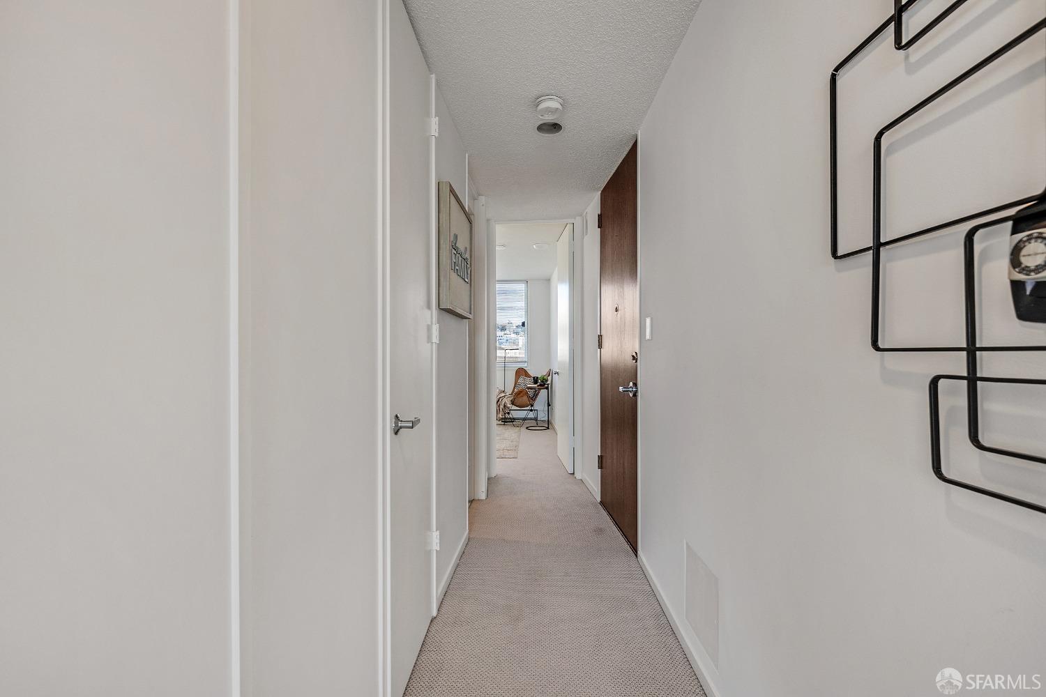 Photo #17: 425073938 Listing: Photo #17