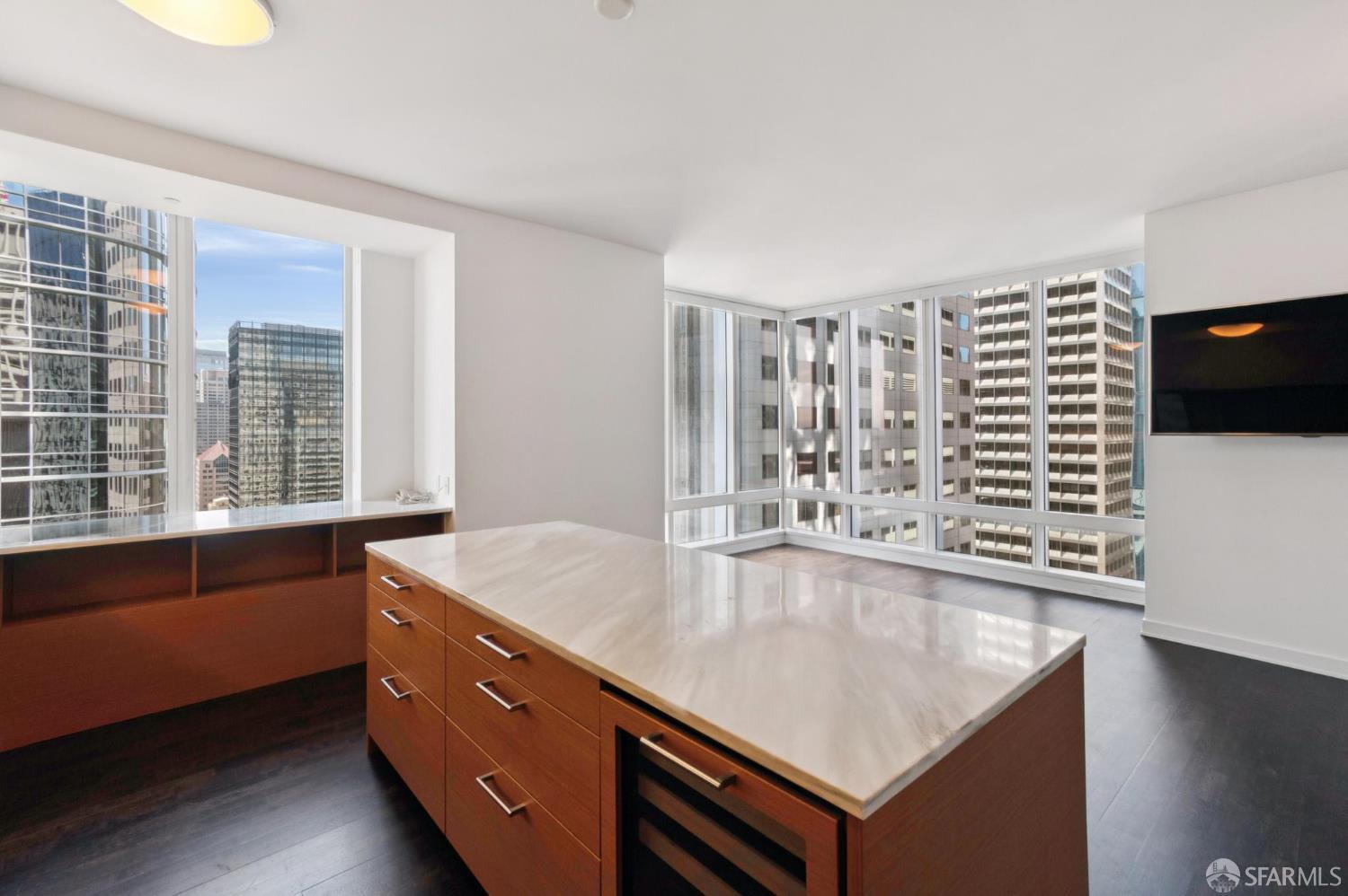 Detail Gallery Image 14 of 33 For 301 Mission St 30a,  San Francisco,  CA 94105 - 2 Beds | 2 Baths