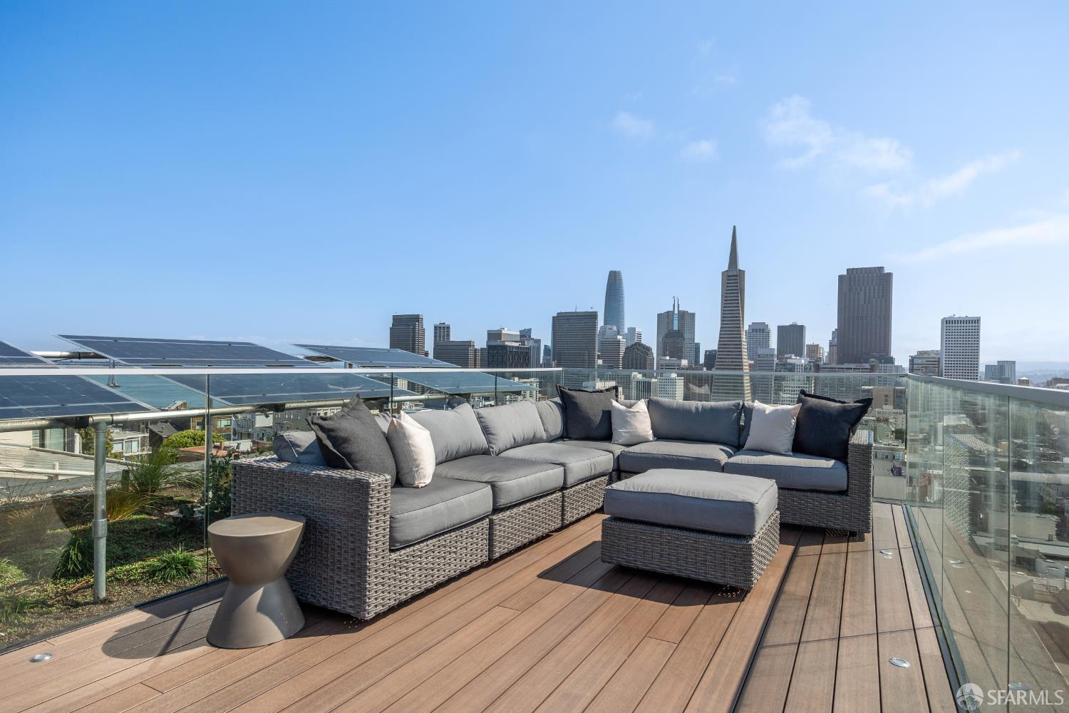 Detail Gallery Image 29 of 46 For 115 Telegraph Hill Blvd, San Francisco,  CA 94116 - 3 Beds | 3/2 Baths