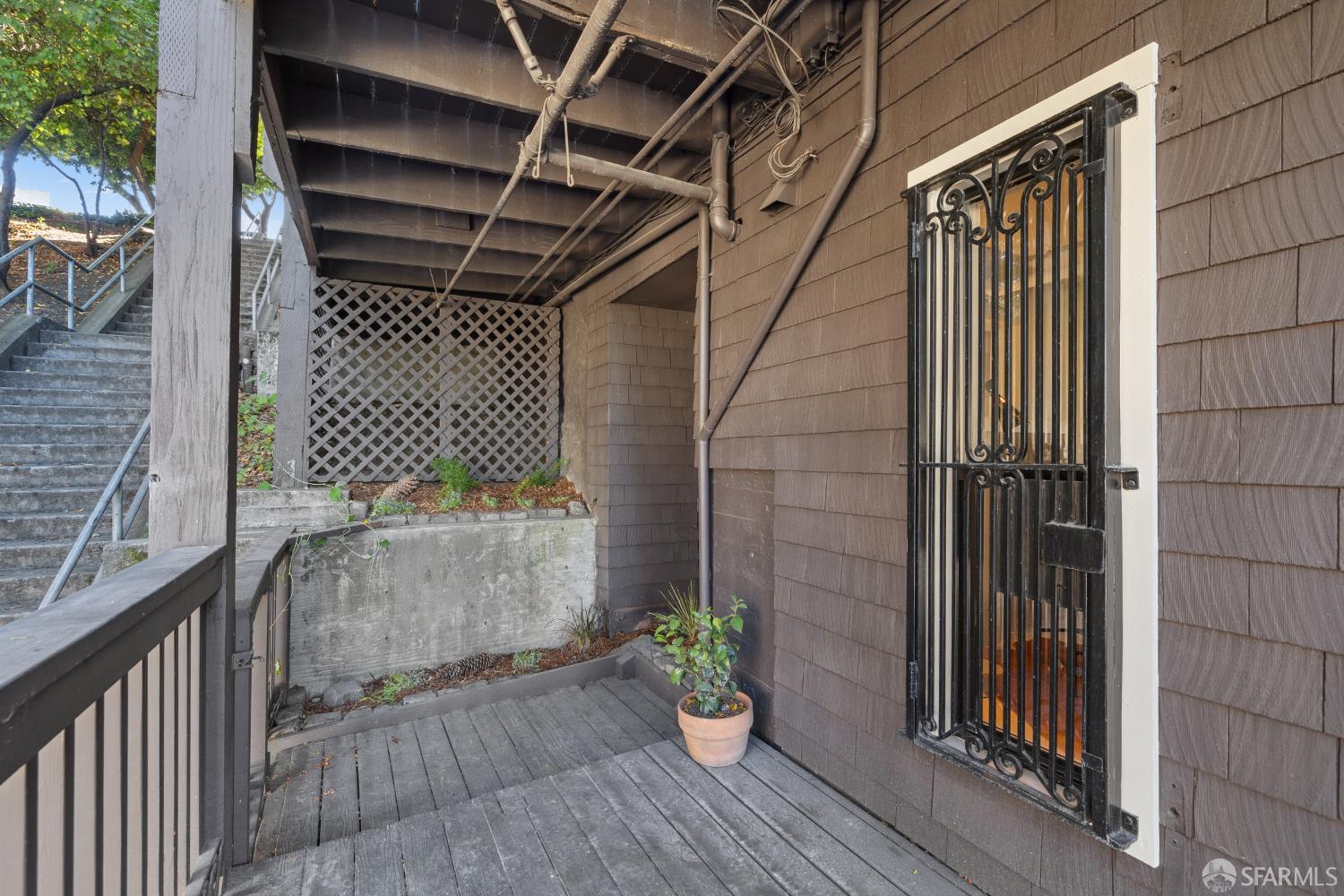 Photo #36: 425073053 Listing: Photo #36