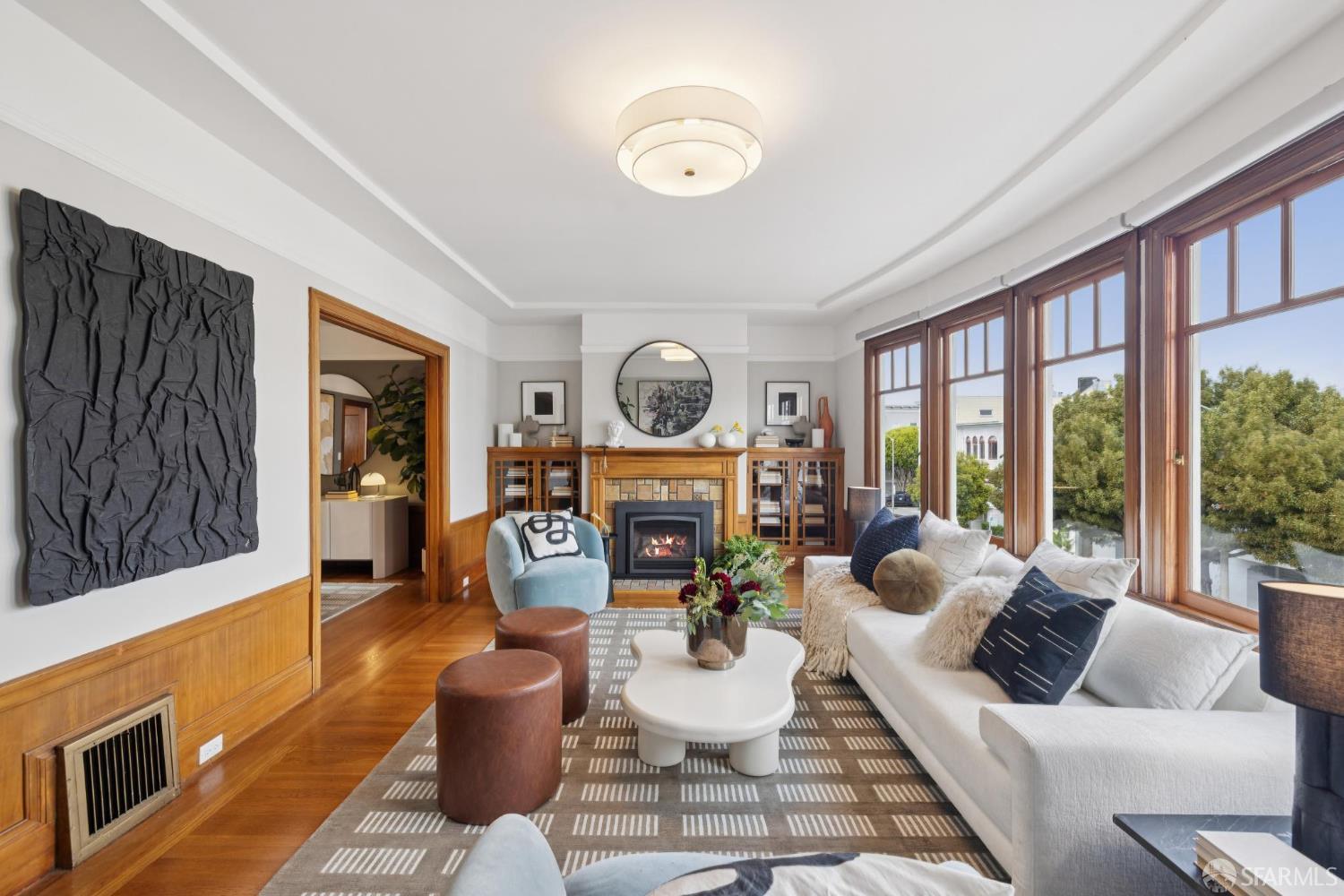 Detail Gallery Image 4 of 59 For 3321 Scott St, San Francisco,  CA 94123 - – Beds | – Baths