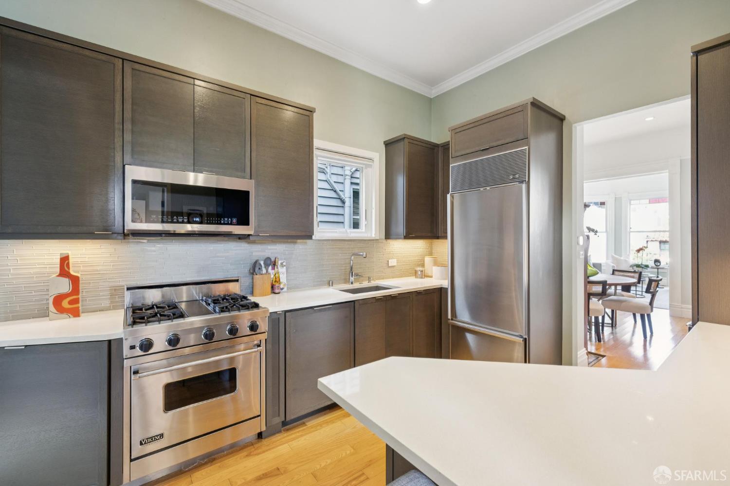 Detail Gallery Image 33 of 76 For 4421 19th St, San Francisco,  CA 94114 - 2 Beds | 2 Baths