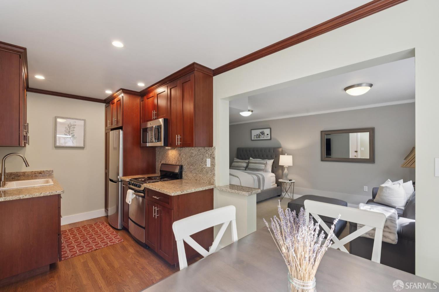 Detail Gallery Image 45 of 59 For 3321 Scott St, San Francisco,  CA 94123 - – Beds | – Baths