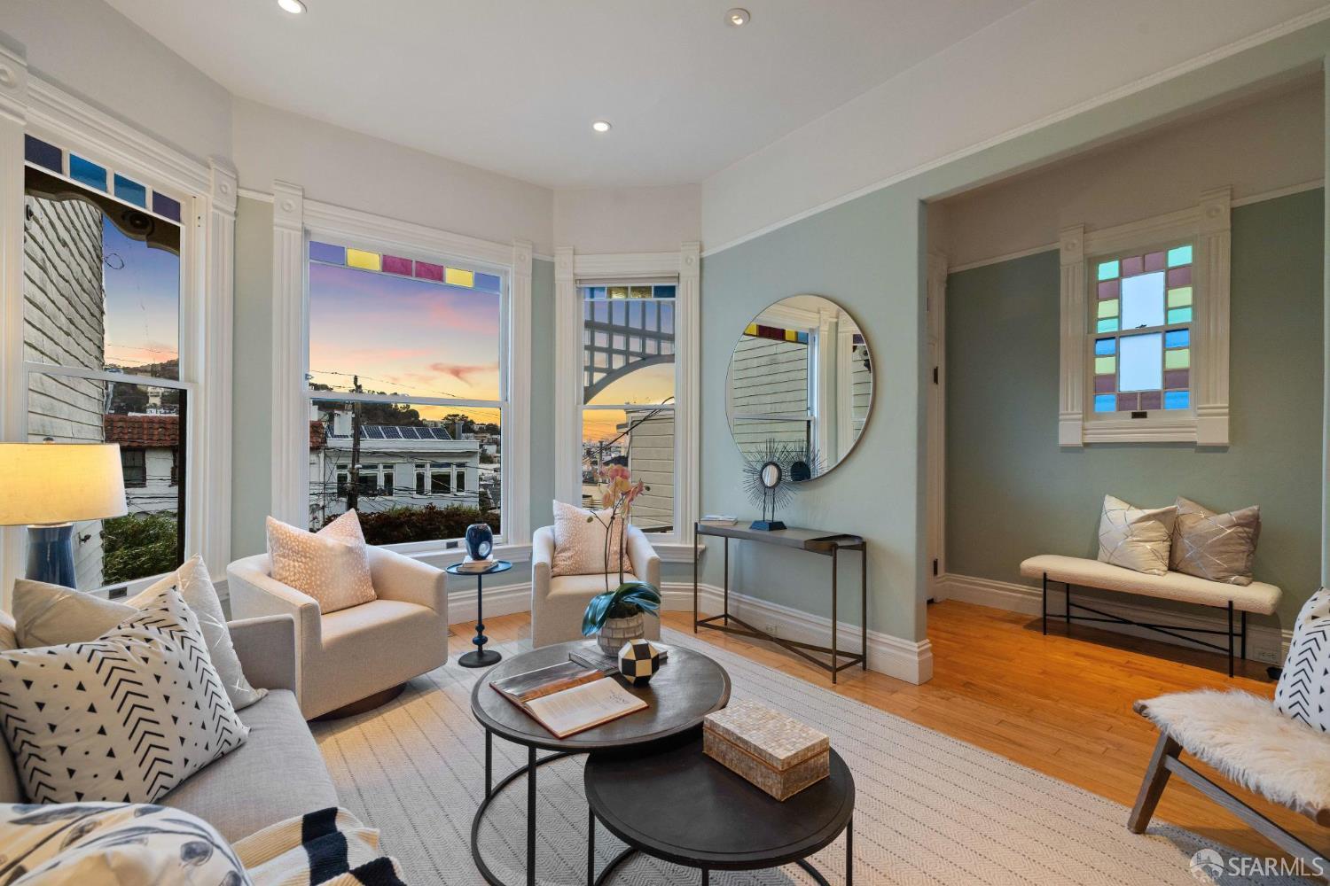 Detail Gallery Image 13 of 76 For 4421 19th St, San Francisco,  CA 94114 - 2 Beds | 2 Baths
