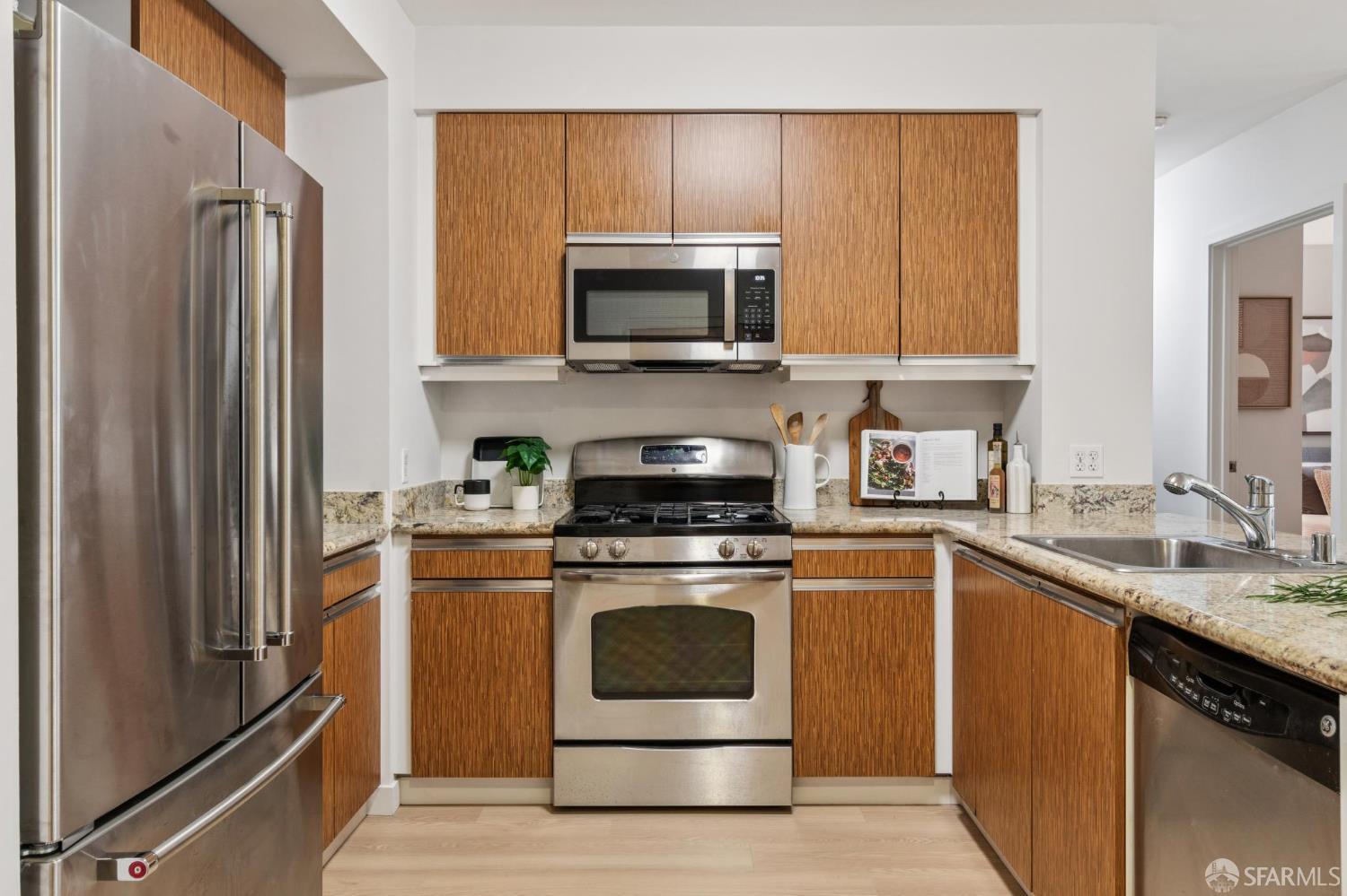 Photo #27: 425073959 Listing: Photo #27