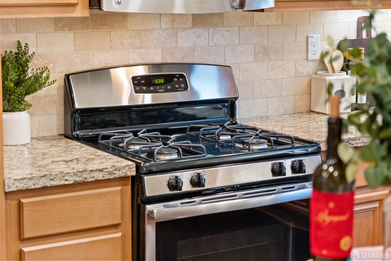 Detail Gallery Image 24 of 64 For 63 Braxton Ter, Campbell,  CA 95008 - 3 Beds | 3/1 Baths