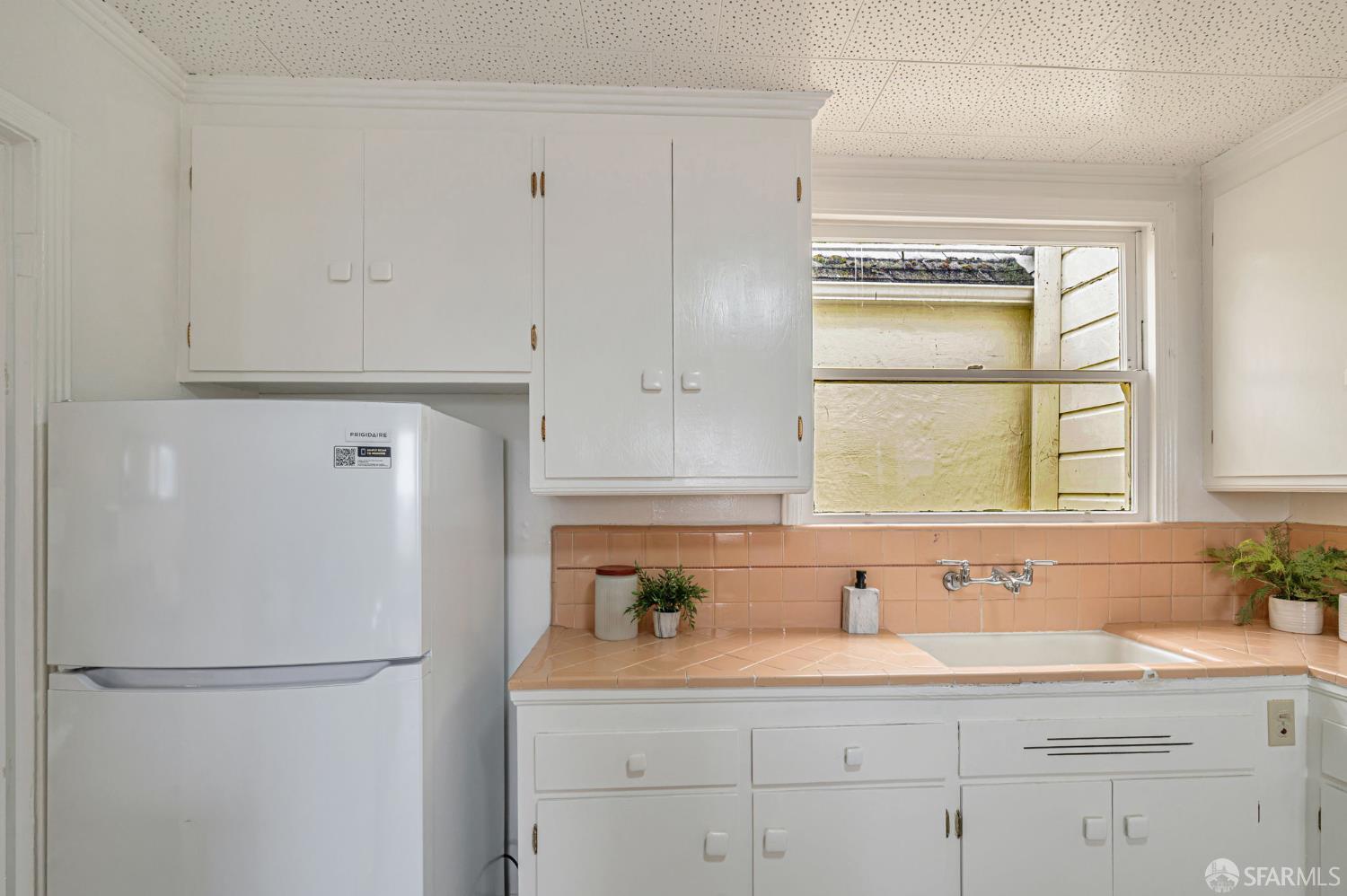 Detail Gallery Image 16 of 40 For 39 Willits St, Daly City,  CA 94014 - 2 Beds | 1 Baths