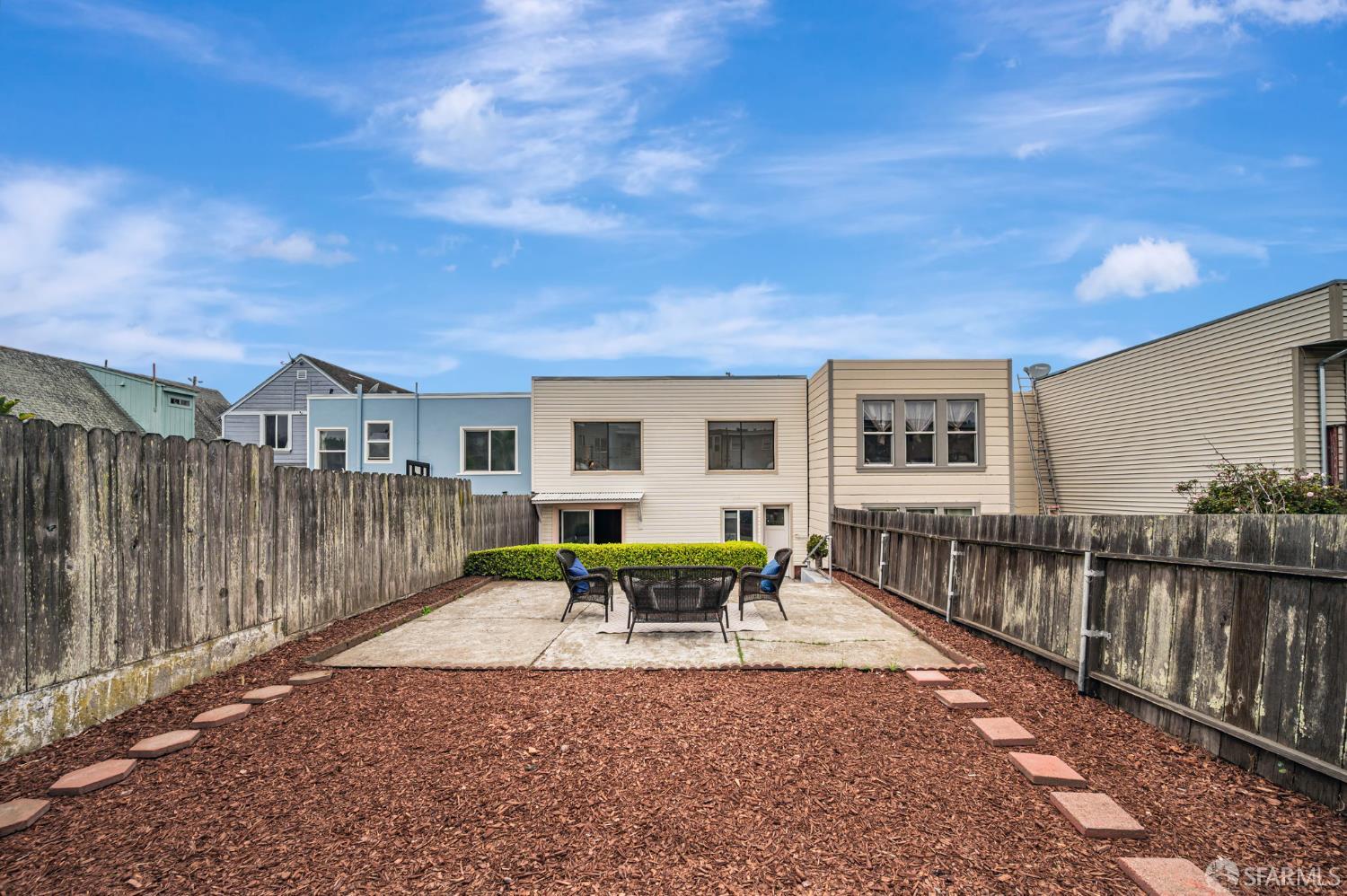 Detail Gallery Image 36 of 40 For 39 Willits St, Daly City,  CA 94014 - 2 Beds | 1 Baths